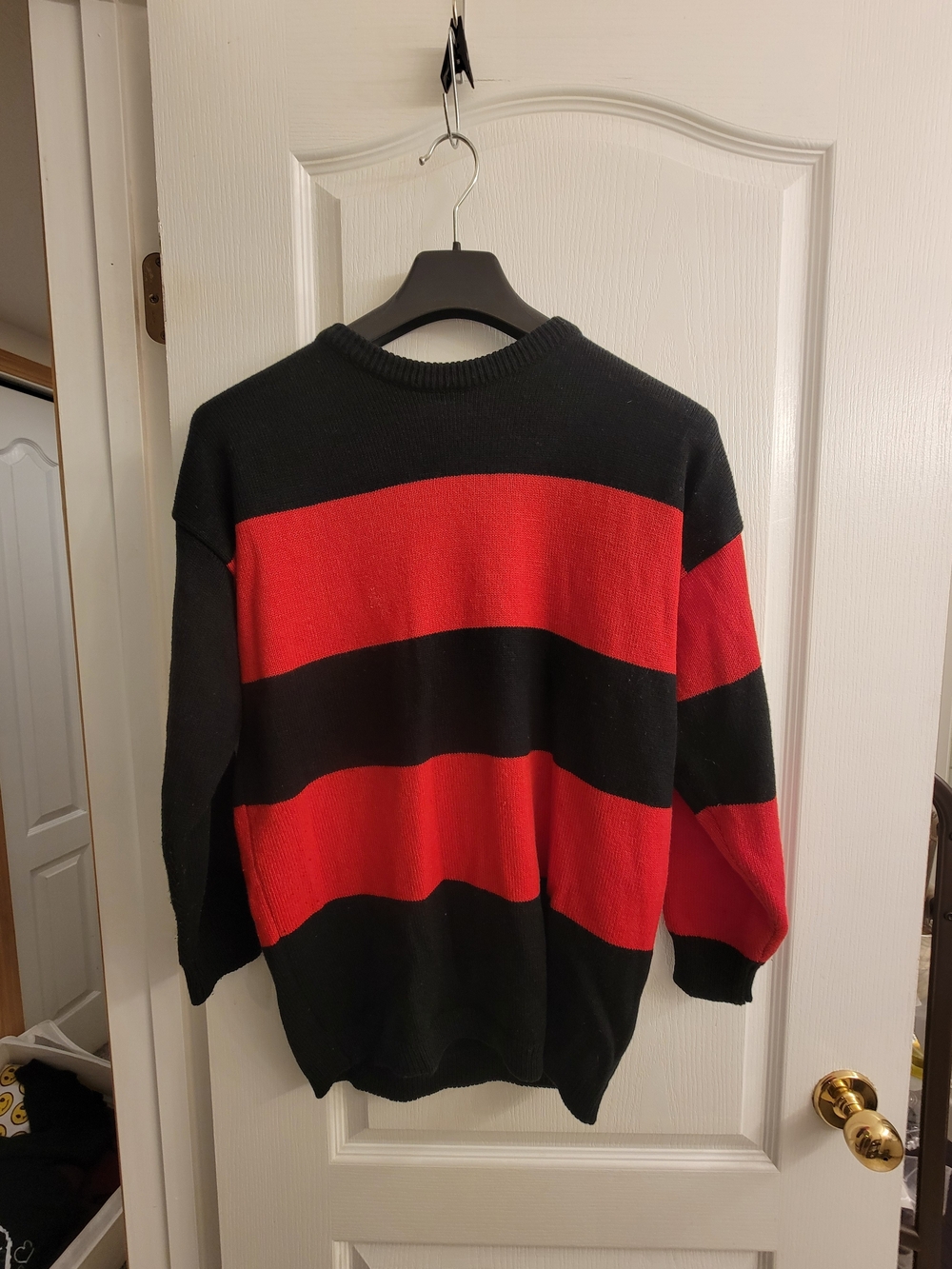 Unisex Crewneck Striped Sweater - Black & Red